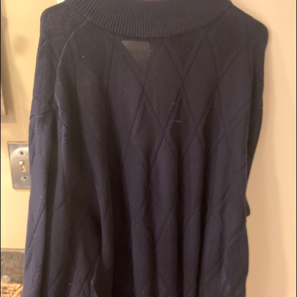 Allen Edmonds quarterzip - Picture 2 of 2